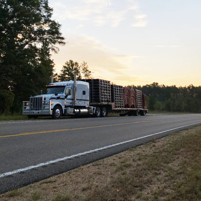 Nationwide Trucking Services in the Midwest, USA